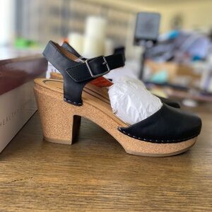 Black/Cork Clog Heels